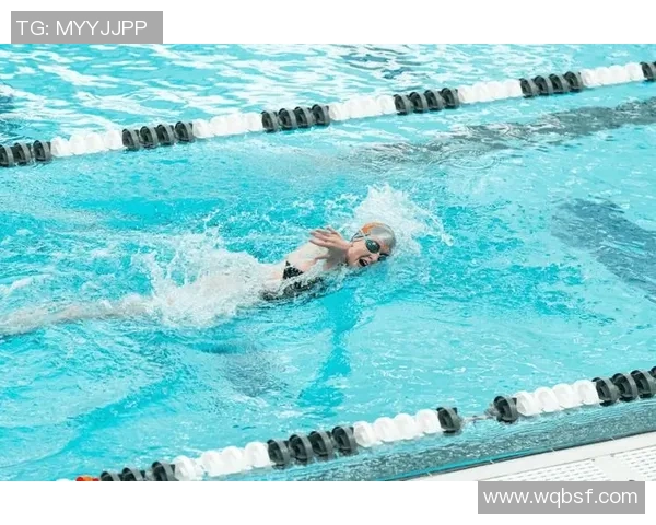 如何通过科学方法和有效训练快速掌握游泳技巧并提升游泳水平